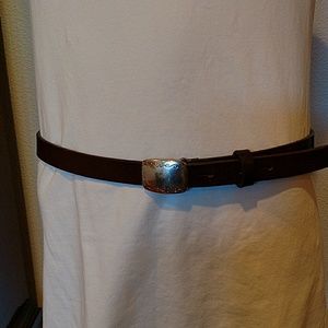 Eddie Bauer brown leather belt
